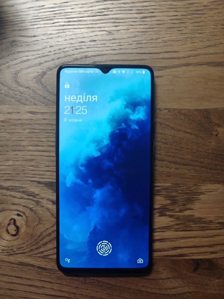 Смартфон OnePlus 7t