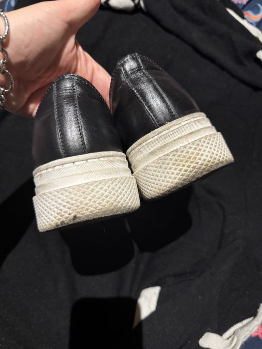 Biało czarne skórzane trampki sneakersy Carinii platforma