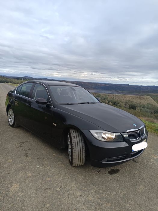 BMW 325i - E90 - 2007.