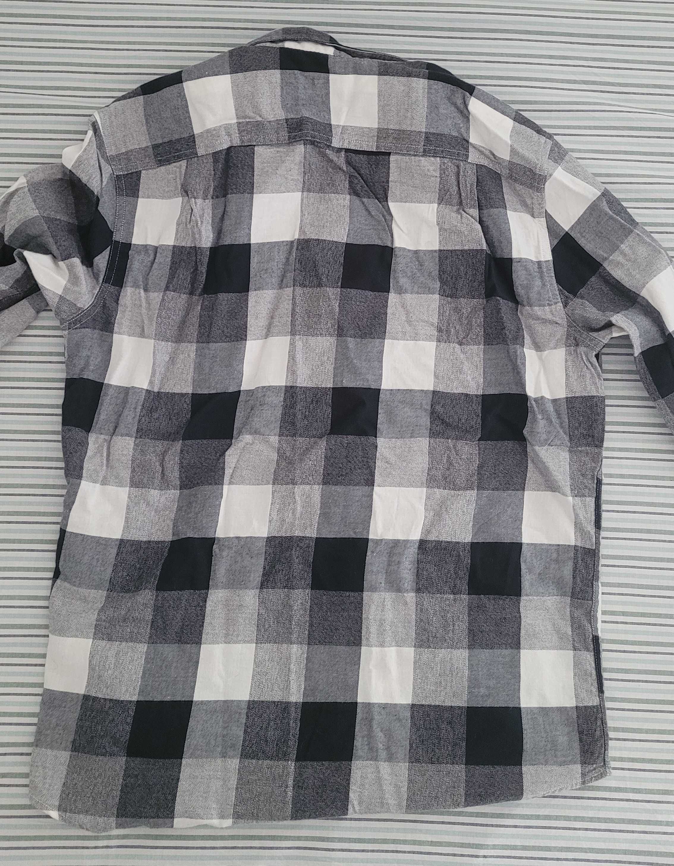 Camisa xadrez American Eagle (NOVA)