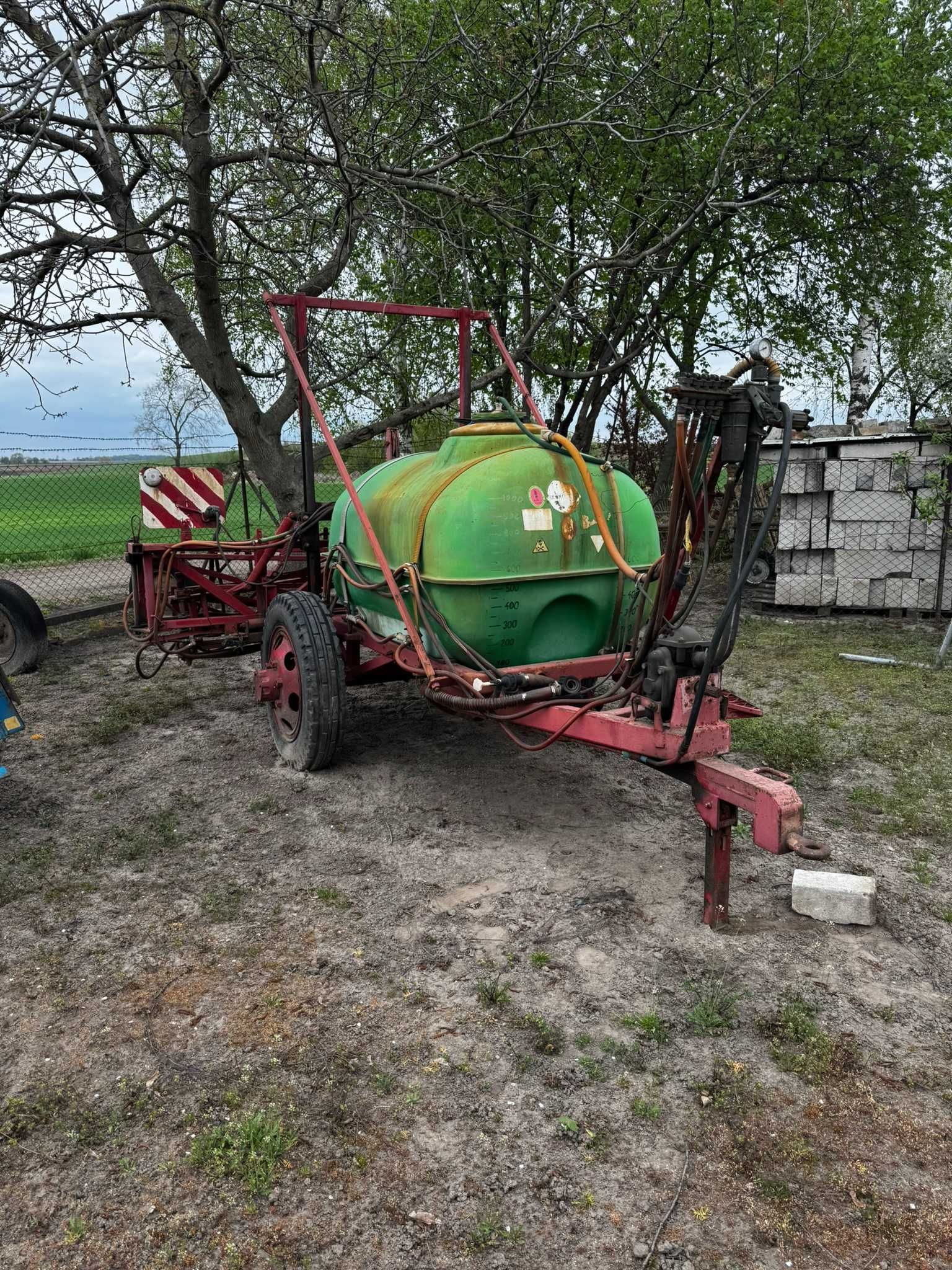 Opryskiwacz Krukowiak - 1000 l - belka hydrauliczna