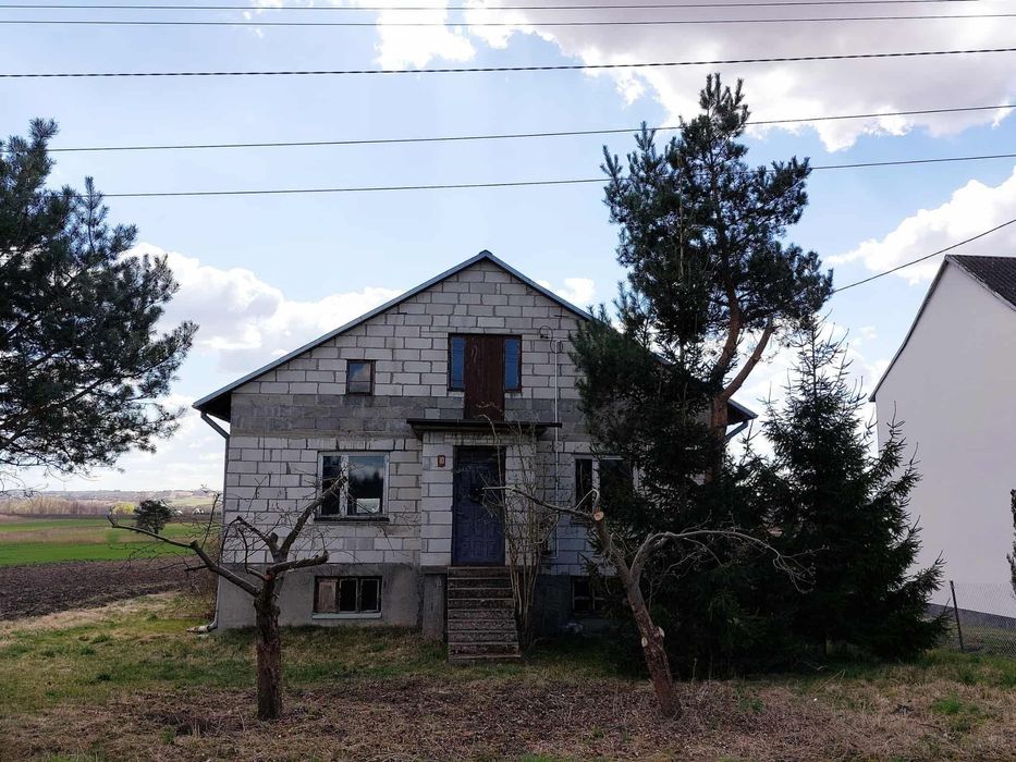 Dom z potencjałem niedaleko Buska-Zdroju