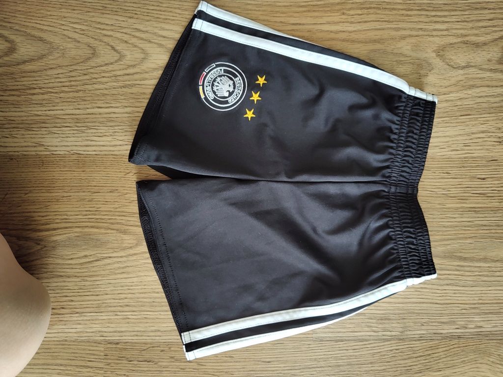 Szorty adidas r. 92