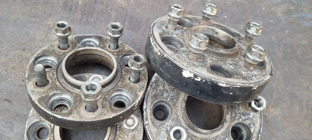 5x114,3 Dystanse 20mm i 30mm Infiniti Nissan Eibach Hansen
