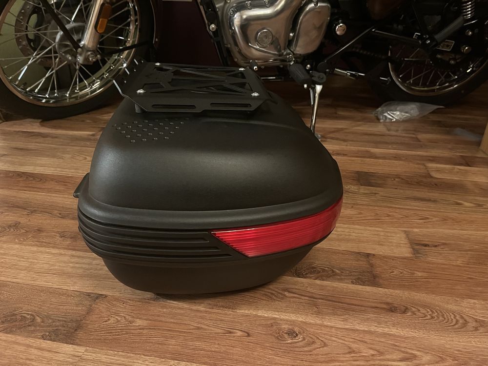 Kufer centralny Givi Monokey E360 plus bagażnik polskiej firmy