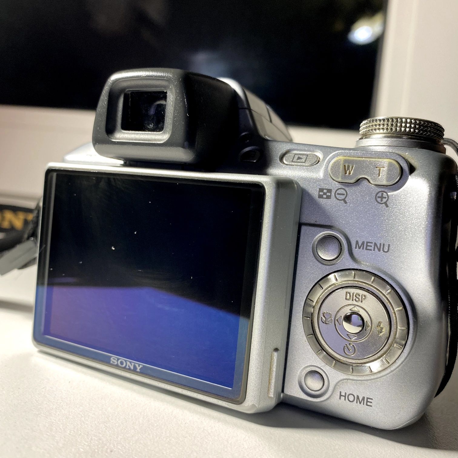 Фотоапарат SONY DSC-H50 Silver
