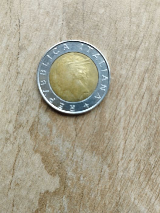 Moeda 500 liras Itália