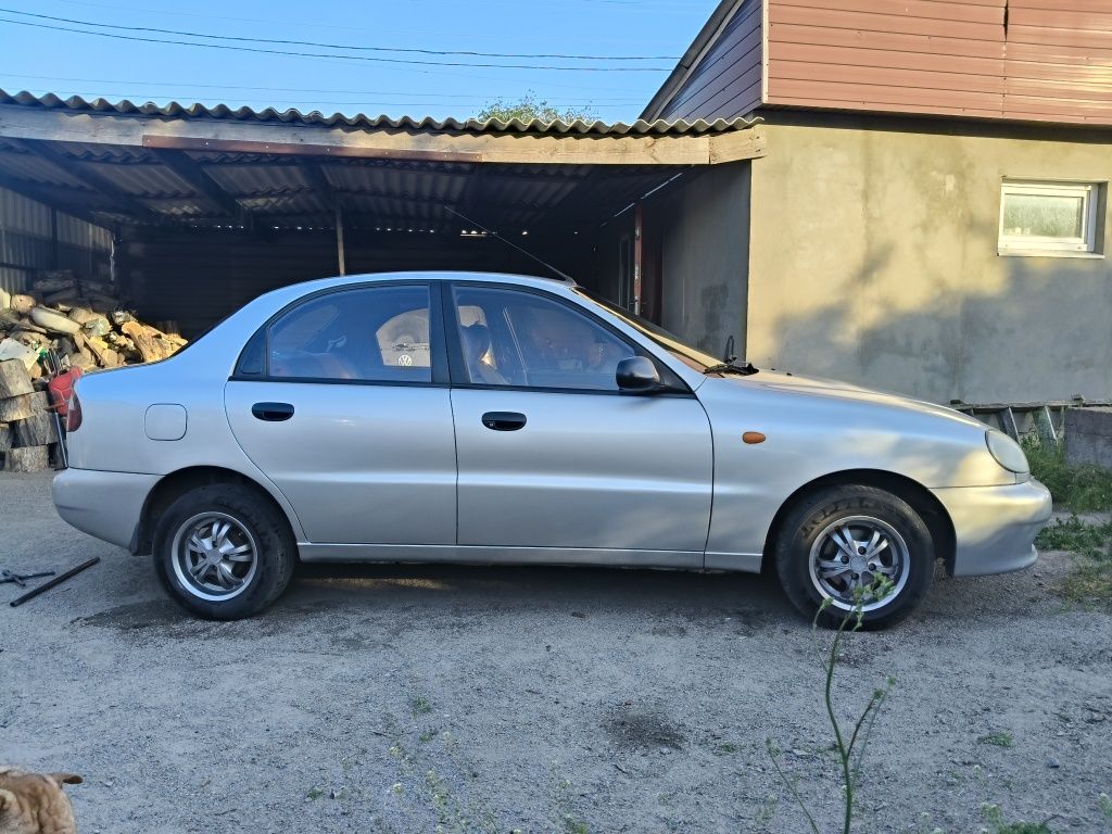 Daewoo Lanos 1.5