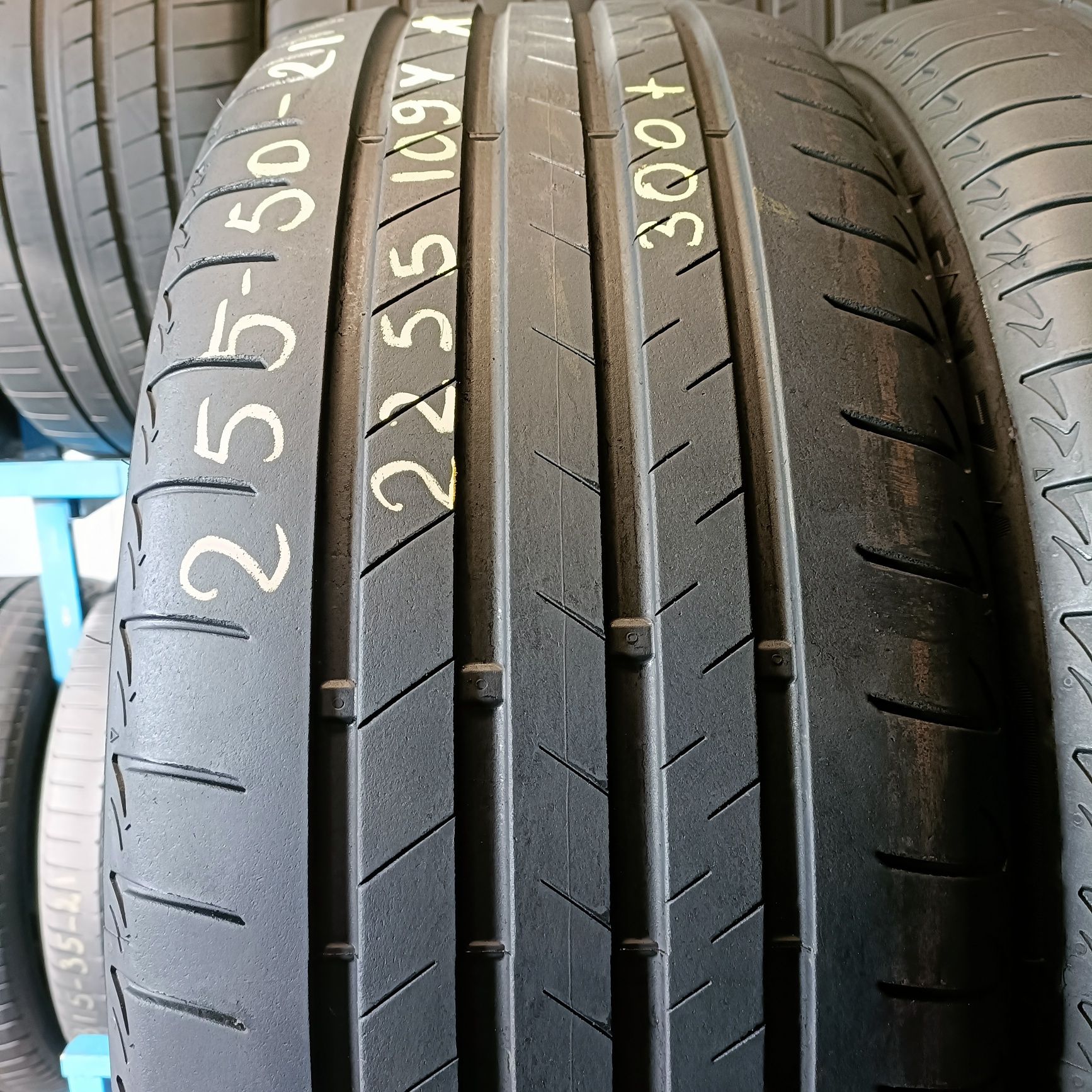 255/50r21 Bridgestone Alenza 001 z 2022r 5.5mm BMW