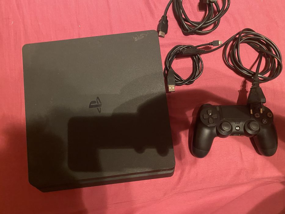 Ps4 Slim 1 Tera com jogos