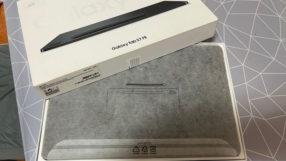 Tablet galaxy extremamente novo