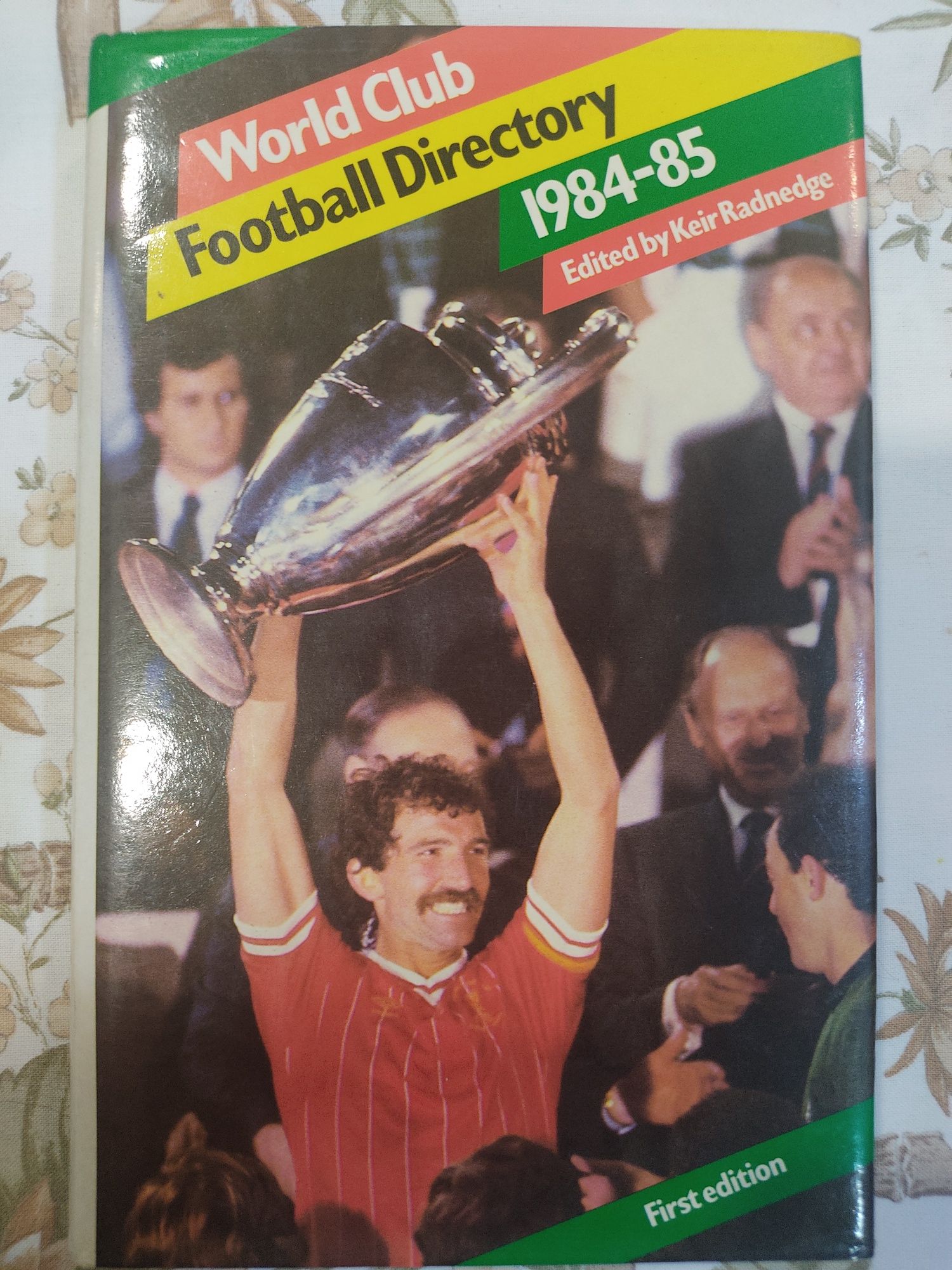 Livro clubes futebol World football directory 1984-85