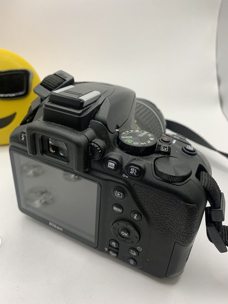 Дзеркальний фотоапарат Nikon D3500 Kit 18-55