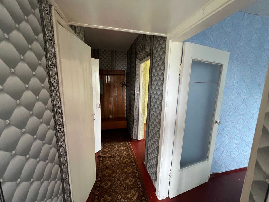 Продається двокімнатна квартира, в м. Сквира.