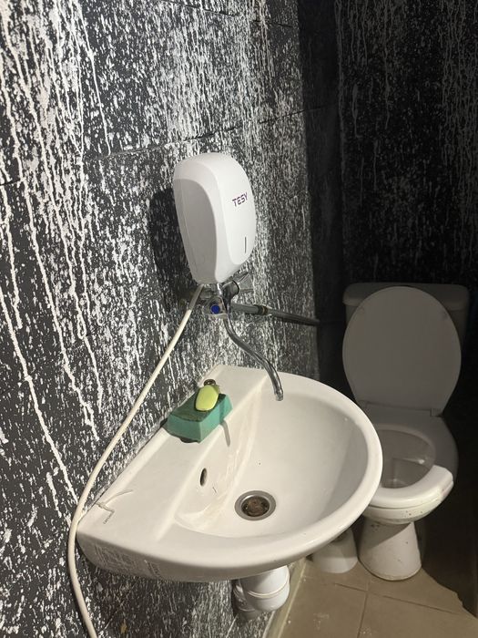 Комерційне приміщення 15,5 м², фасад, Київ, Голосіївський