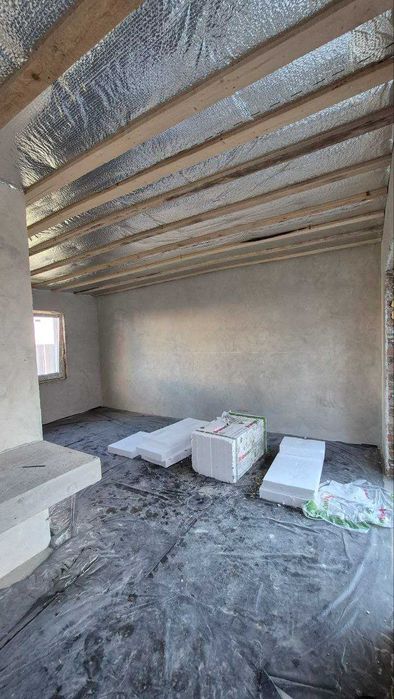 Продаж сучасного будинку в затишній локації.