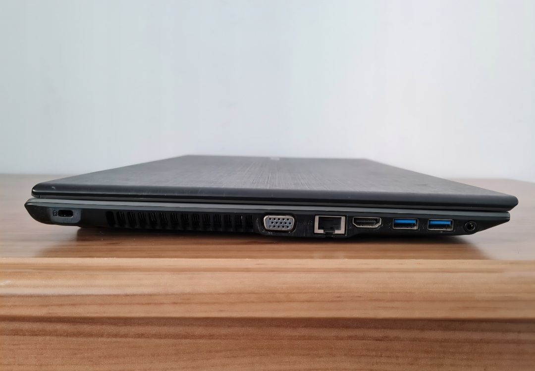 Acer Aspire E5-574 15,6" FULLHD i5-6200U 8GB/500GB