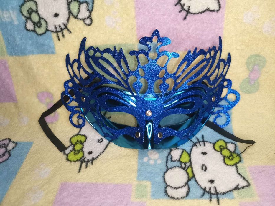 Карнавальная Венецианская маска карнавал праздник фотосессия синяя