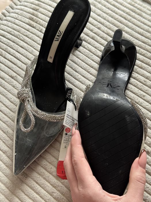 Zara buty na obcasie