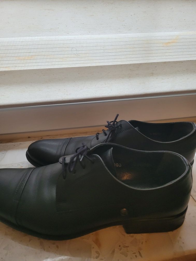 Czare buty męskie