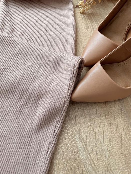 Тепла спідниця в рубчик лапша міді максі