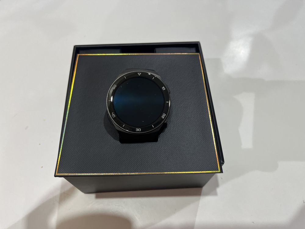 Smartwatch Huawei Watch GT 2e, stan b.dobry, mało używany