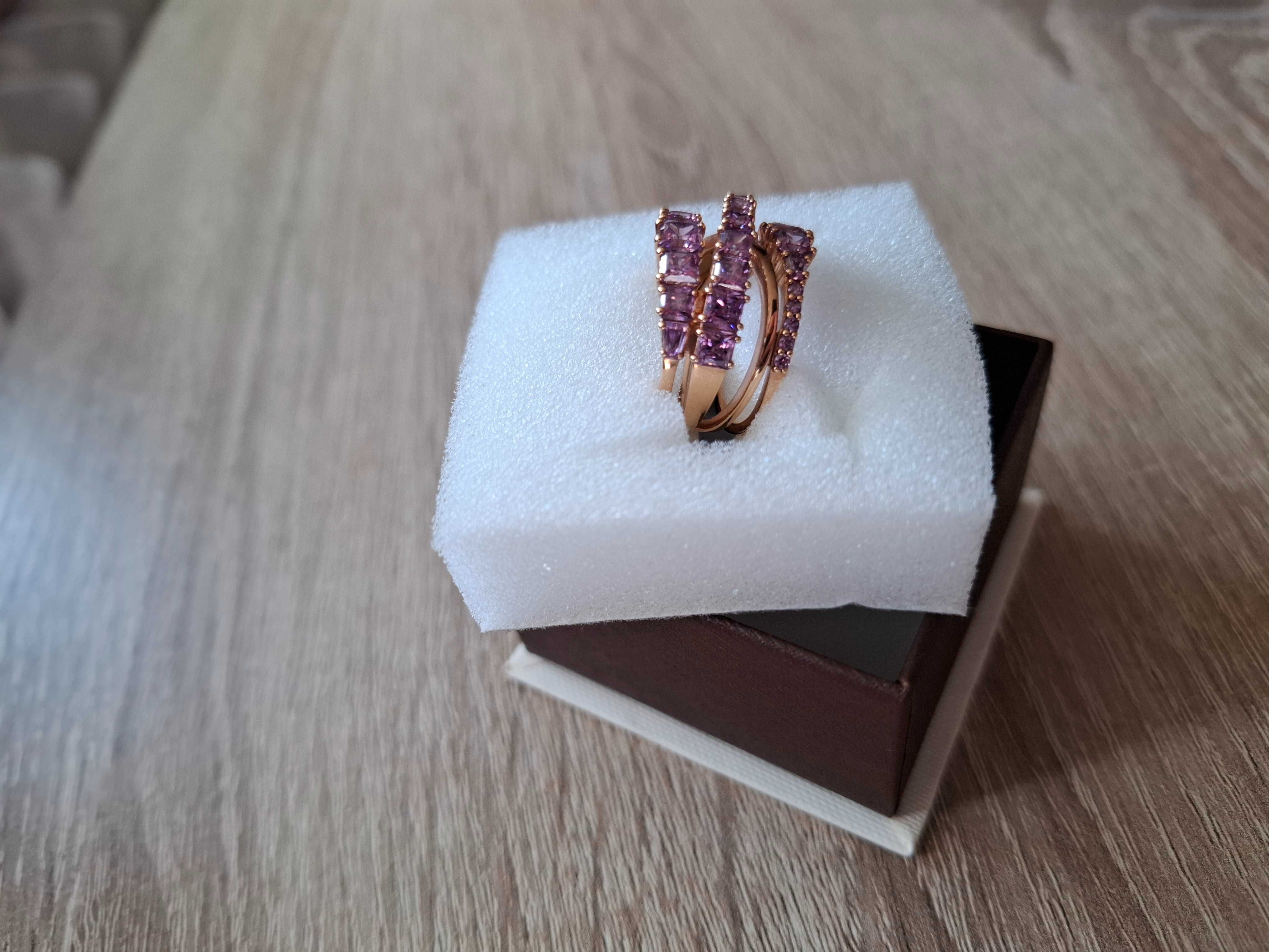 Pierścionek Swarovski