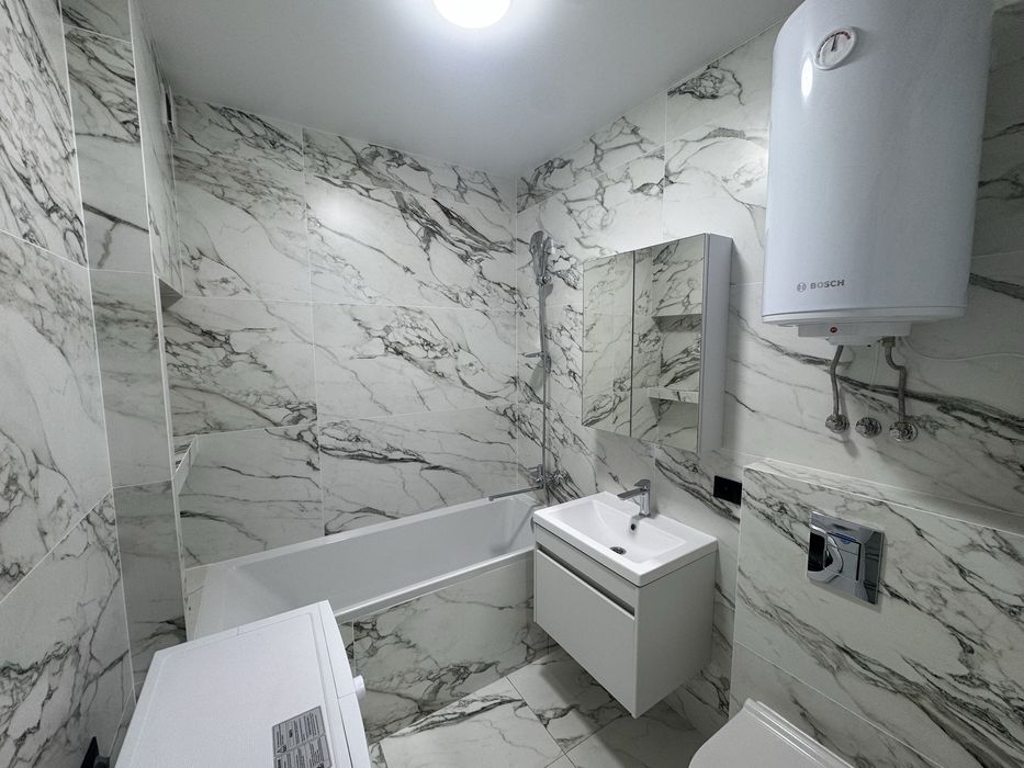 Продаж нової  1 кім квартири  Крона парк 2 , є оселя