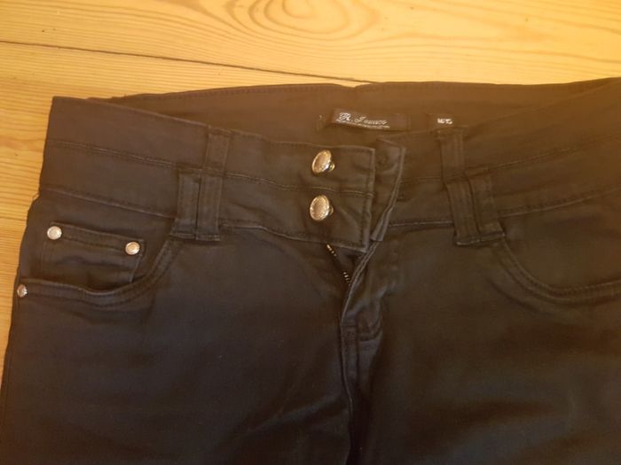 Spodnie jeansowe czarne r.M