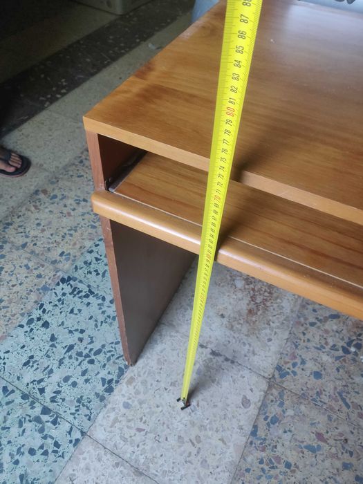 Secretária de madeira