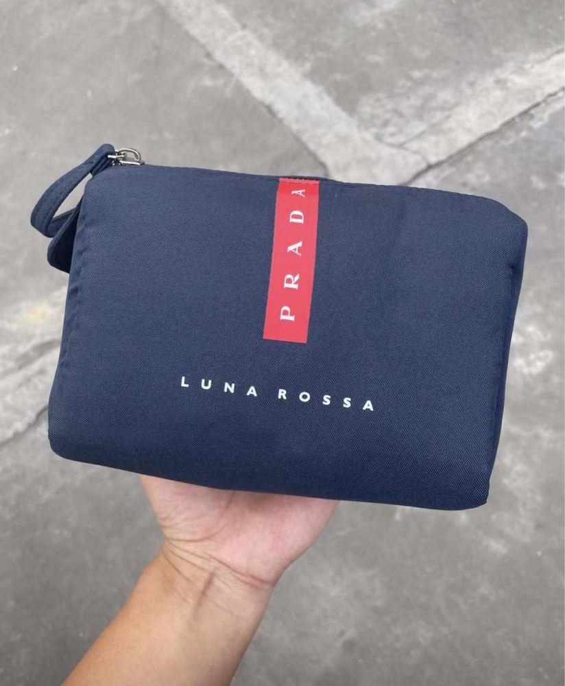 Косметичка vip gift в коробке prada