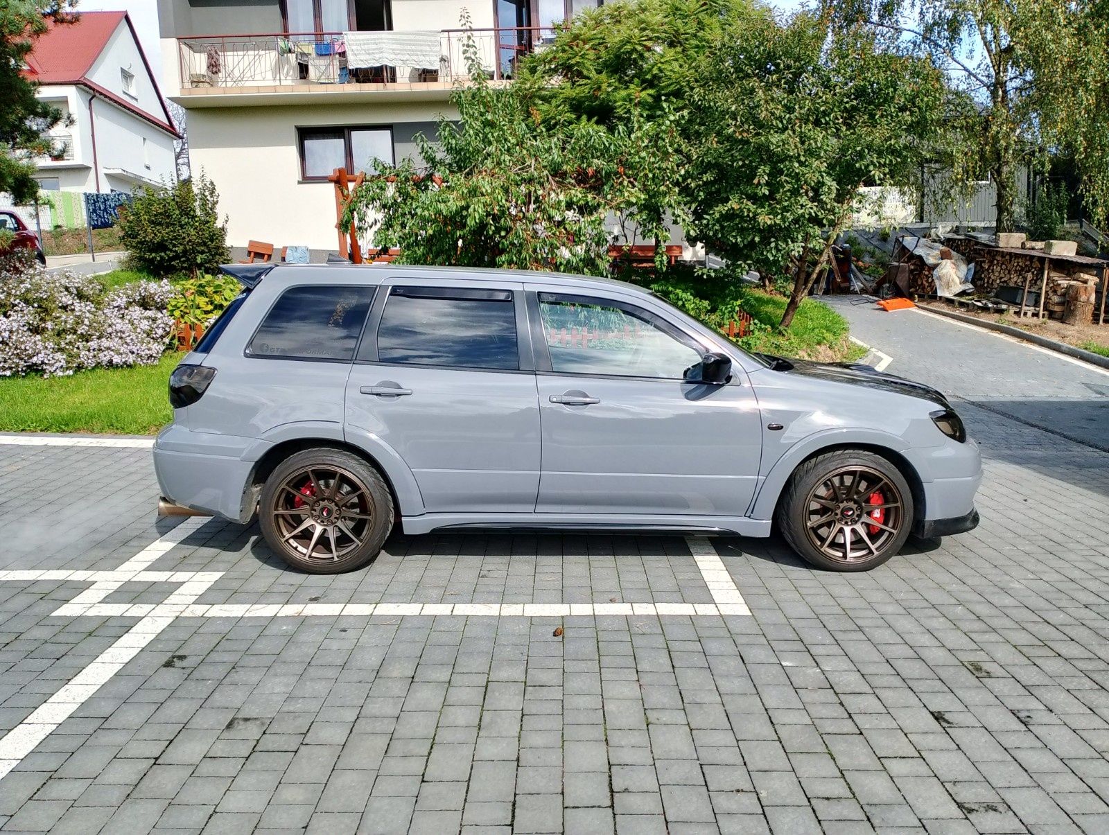 Mitsubishi Outlander  4x4 420hp