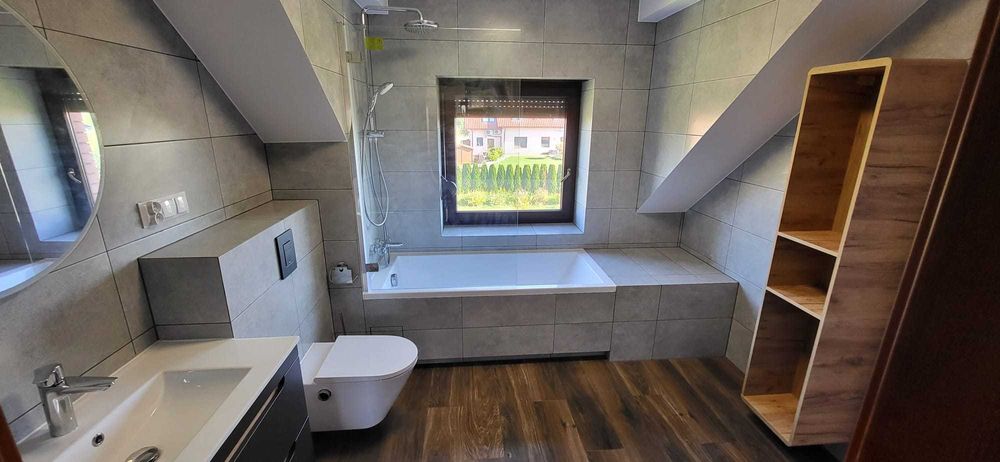 Wykończenie łazienek- układanie płytek / PŁYTKARZ / GLAZURNIK