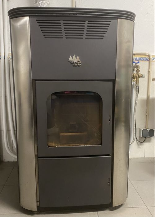 Caldeira/ Salamandra a pellets Ecoforest Hidrocopper