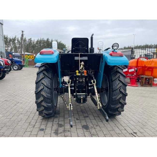 Трактор Булат 244 TY є моделі з реверсом