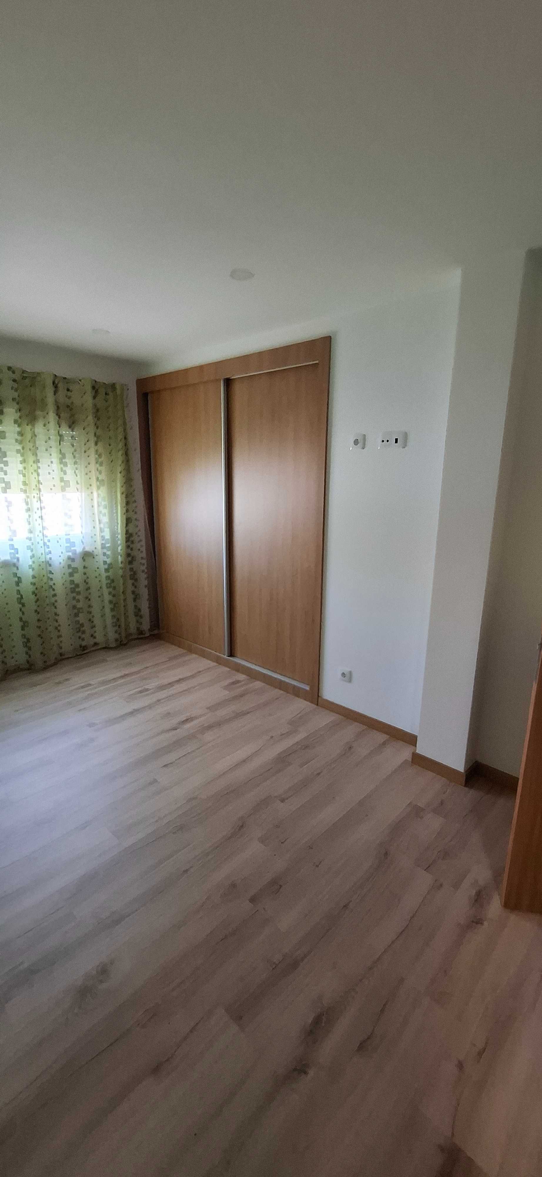 Apartamento Duplex T4 + escritório