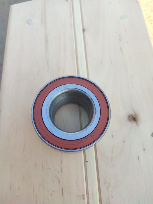 Продам підшипник ступеці Опель омега б