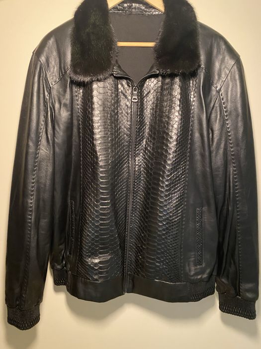 Шкіряна курточка