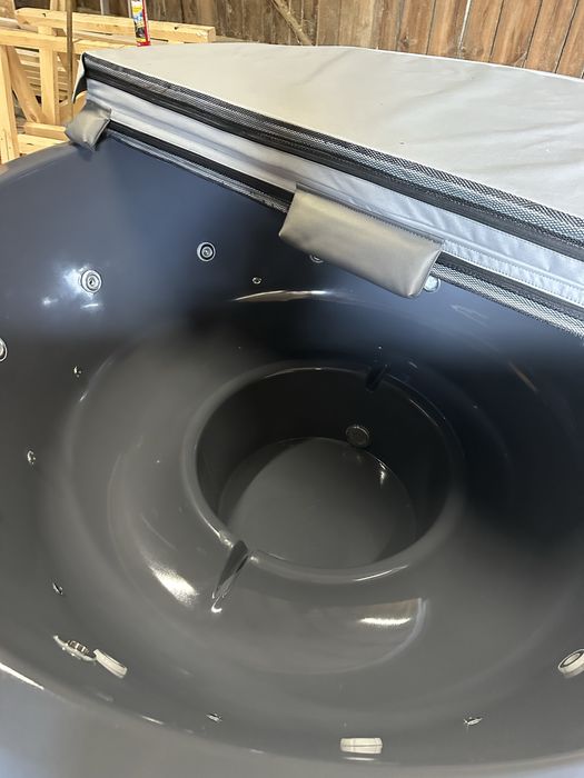 Balia ogrodowa, jacuzzi