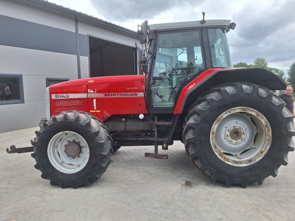 Massey Ferguson 8140 mechaniczny Stan Bdb Polecam Sprowadzony