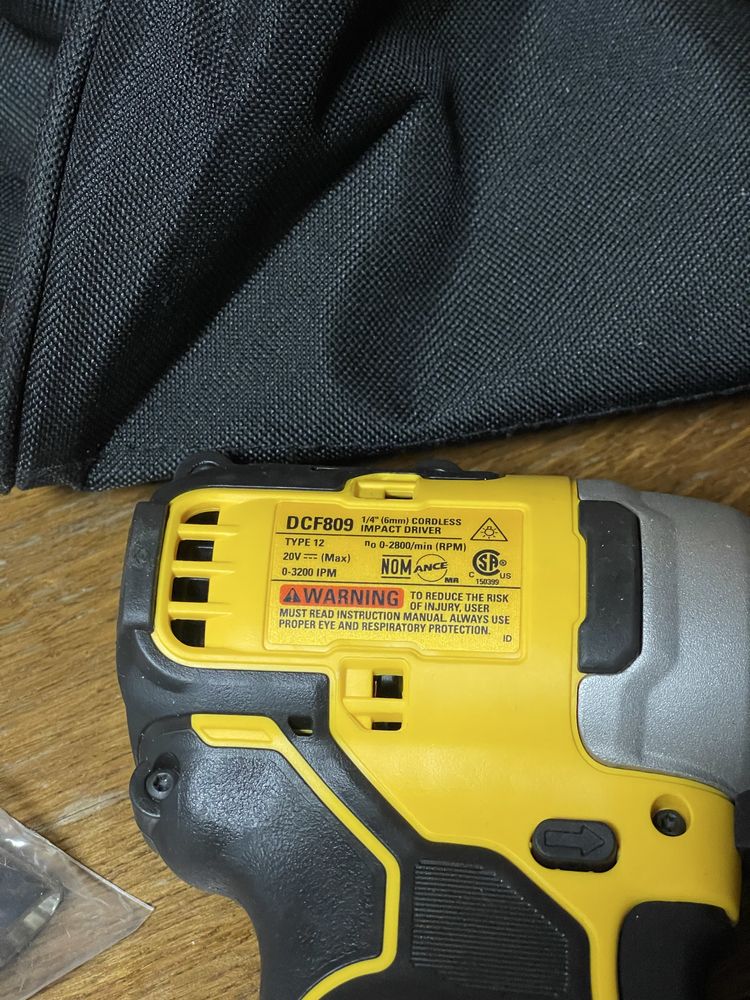 Набір DeWALT dcf809