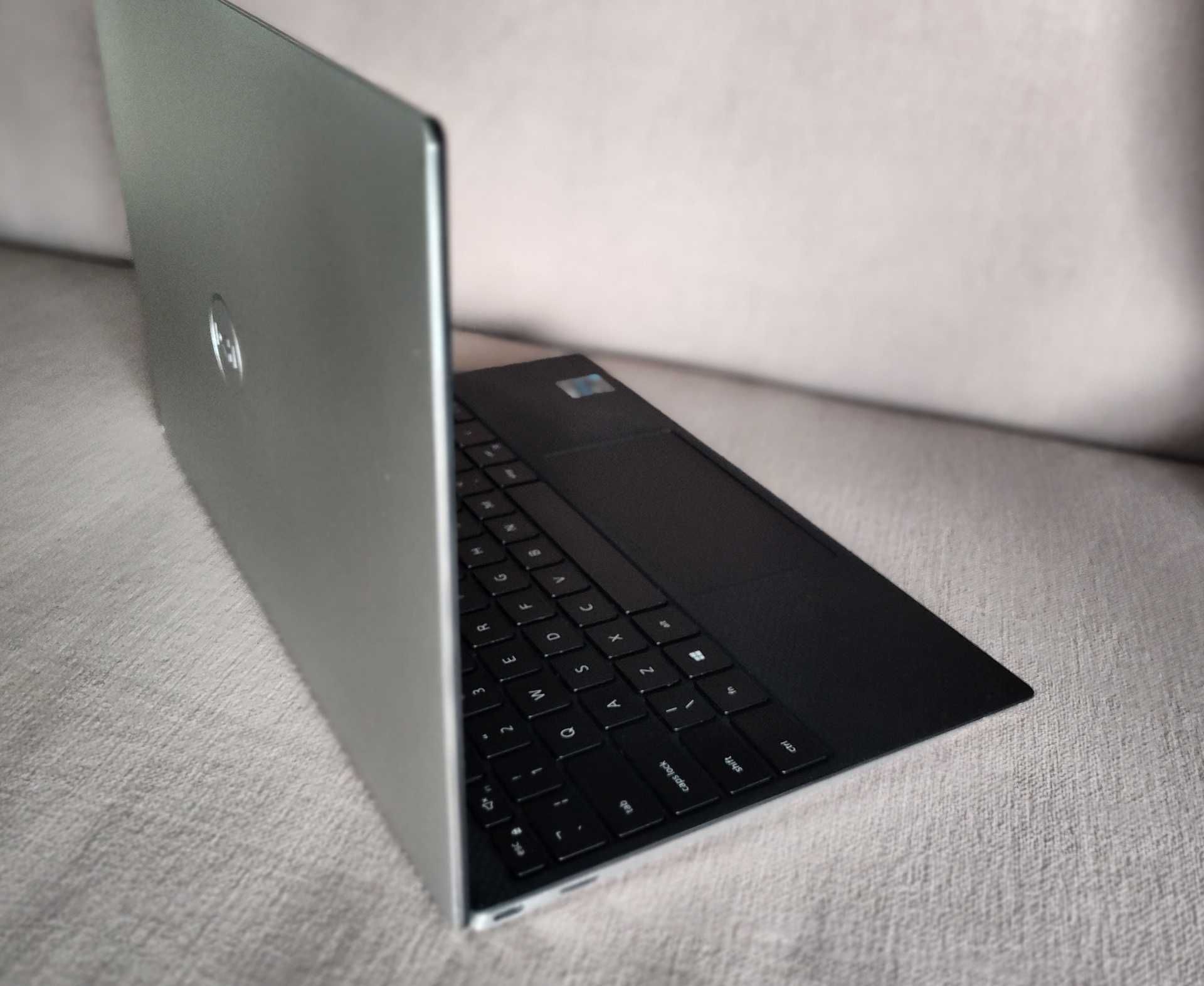 Dell XPS 13" 9310, Intel Core i5 11-th gen, 8GB RAM (непрацюючий)