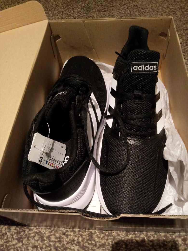 Buty Adidas - czarne, nowe