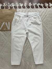 Високі білі джинси mom Denim Co Zara