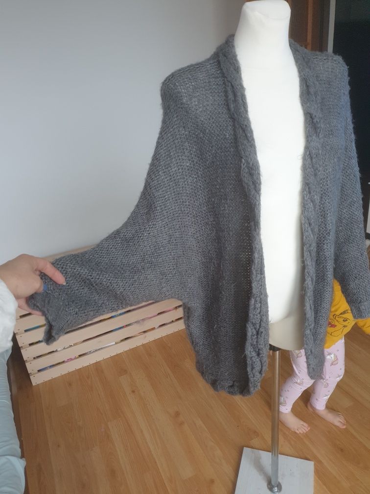 Szary miękki over size kardigan sweter narzutka H&M ciepły i milusi