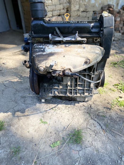 Мотор Golf 4 1.6 бензин AKL