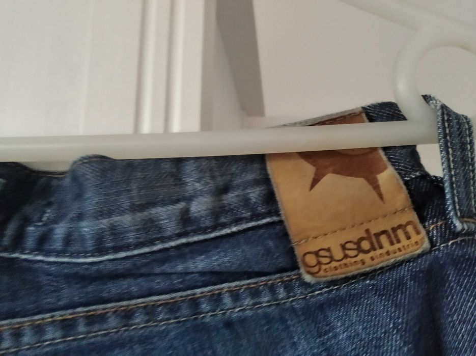 Spodnie jeansowe damskie dzwony