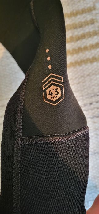 NOWA Pianka Olaian 4/3 r.L damska decathlon