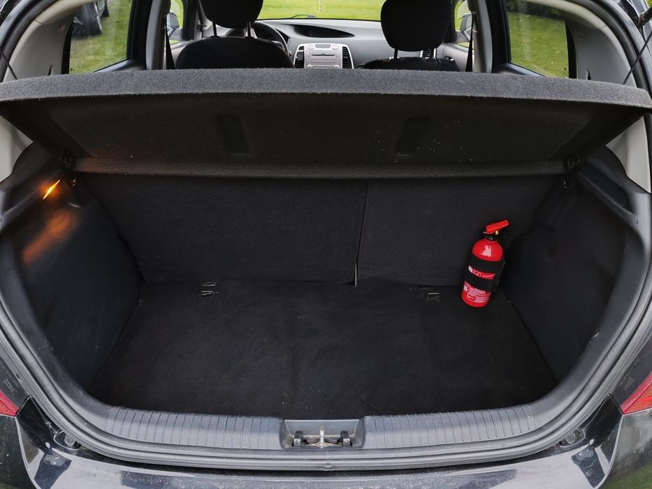 Sprzedam Hyundaia i 20 B_Gaz