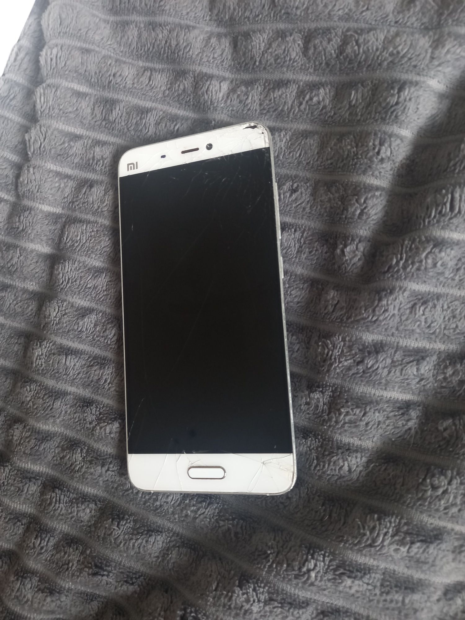 Xiaomi Mi 5 3/64